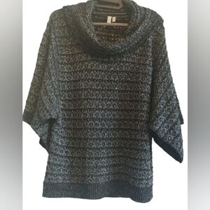 Madison Women's‎ Metallic Gray Cowl Neck Sweater Size Medium Loose Fit Knit Top